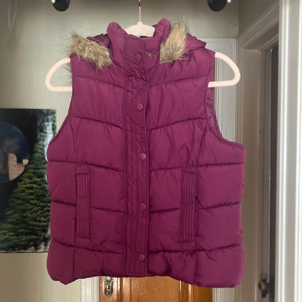 Arizona Jean Company Purple Puffer Vest . Junior Large Fit . Brand New